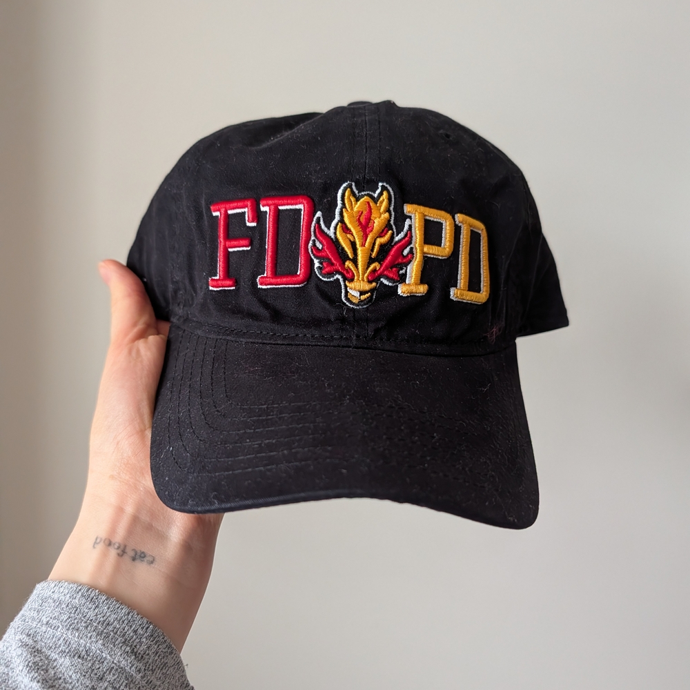 Women's Calgary flames Black Embroidered Baseball Cap